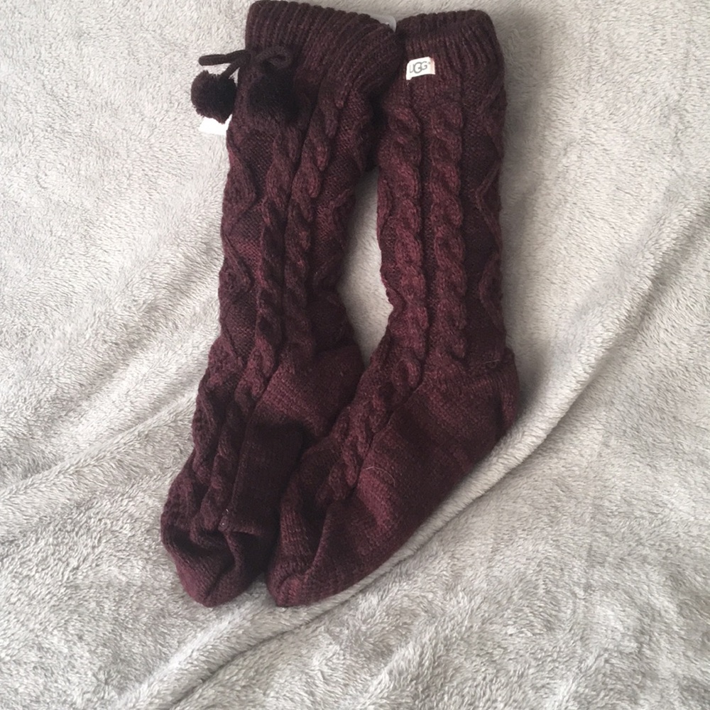 UGG WOMEN’S FLEECE LINED COZY SOCK